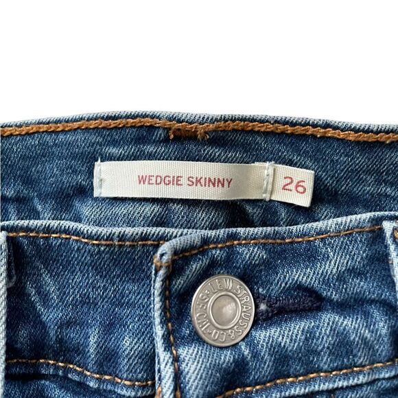 LEVI'S Wedgie Skinny Jeans Size 26 - Picture 6 of 9